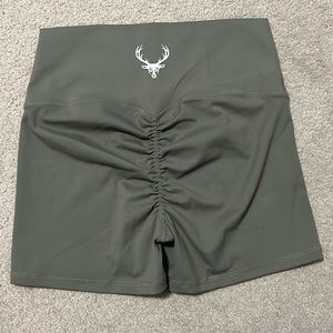 Bucked Up Women’s In Motion Shorts. Size L Camo Green New w/out tags.